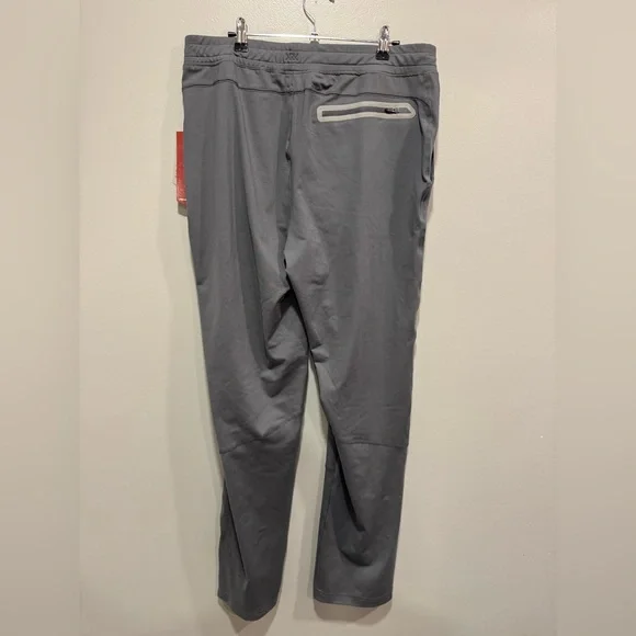 NWT Rhone Men’s Straight Leg Pant in Gray Size Large